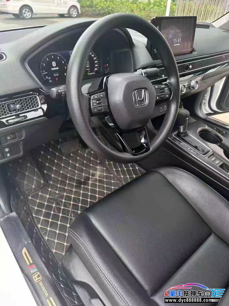 25年本田型格轿车抵押车出售