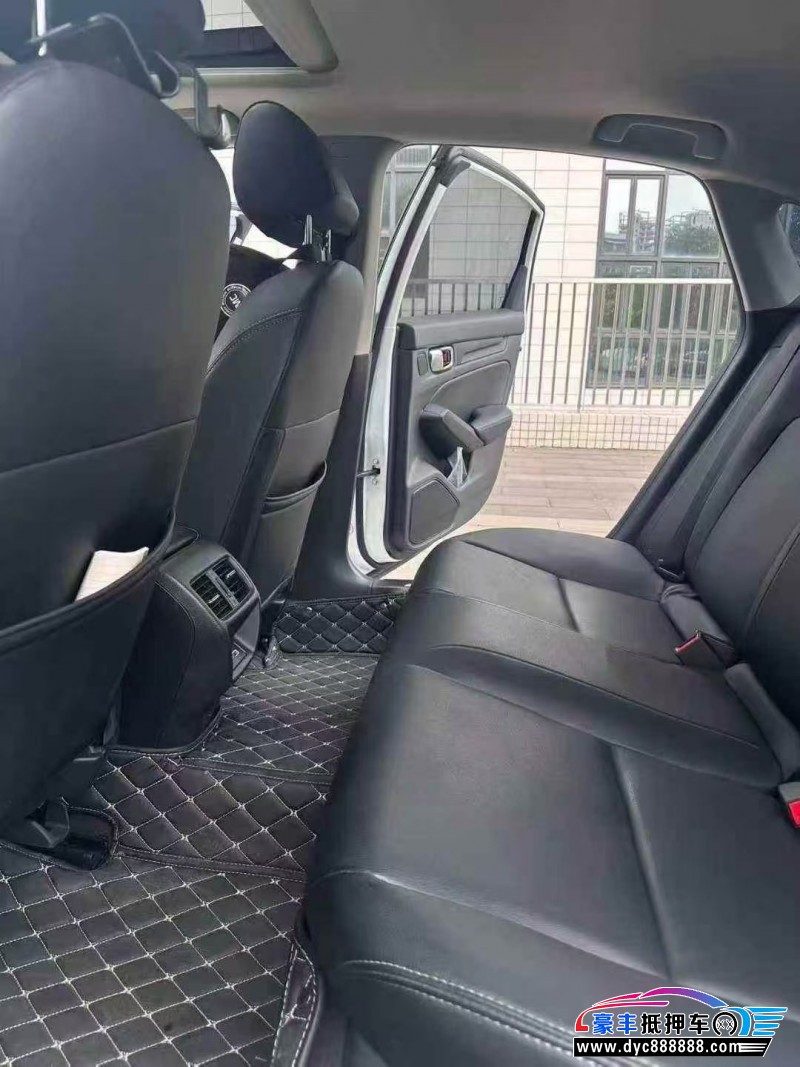 25年本田型格轿车抵押车出售