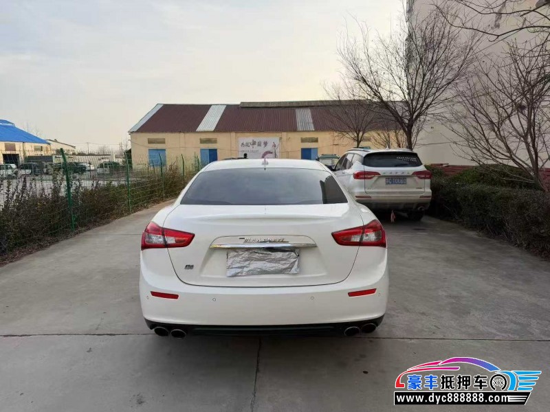 14年玛莎拉蒂Ghibli轿车抵押车出售