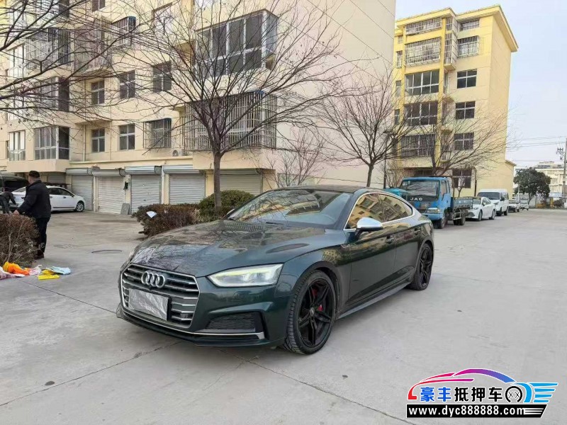 18年奥迪A5轿车抵押车出售
