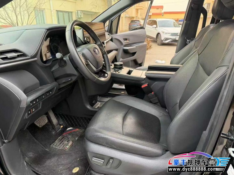 23年丰田塞纳MPV抵押车出售