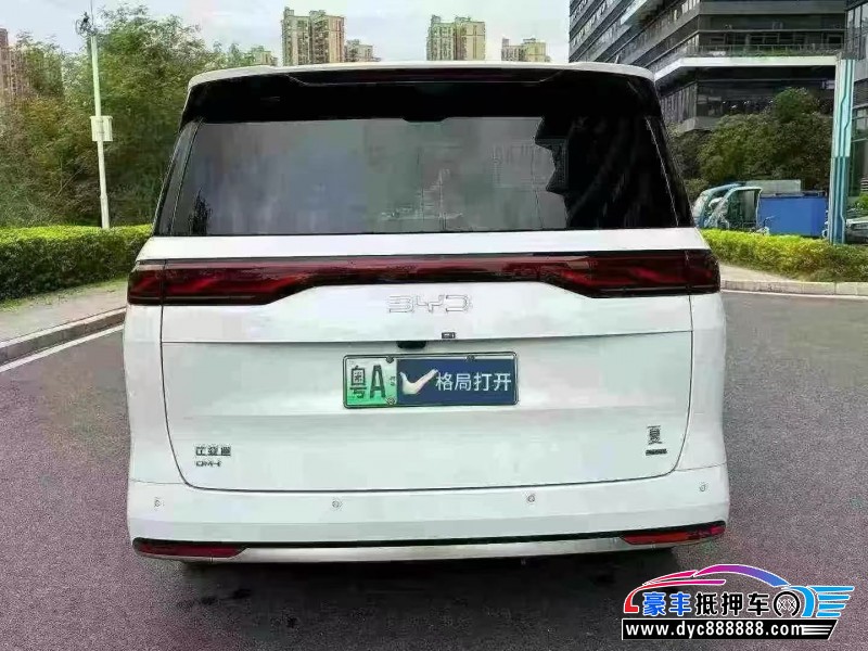 25年比亚迪夏轿车抵押车出售