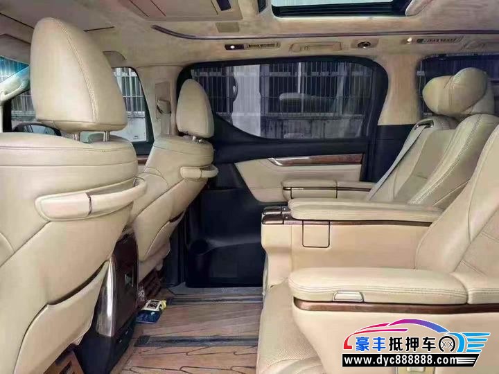 16年丰田埃尔法MPV抵押车出售