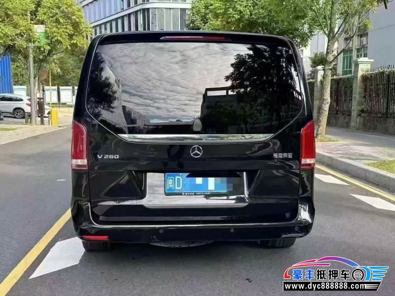 22年奔驰V轿车抵押车出售