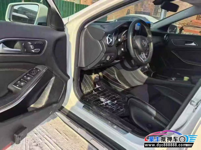 17年奔驰GLASUV抵押车出售