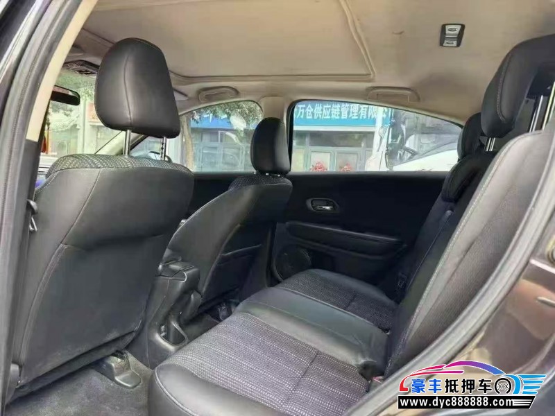 17年本田缤智轿车抵押车出售