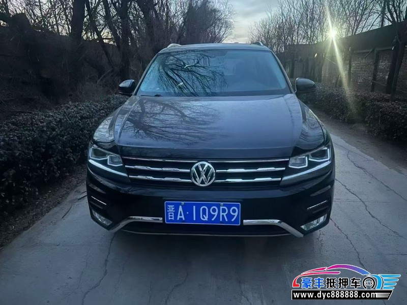 20年大众途观L轿车