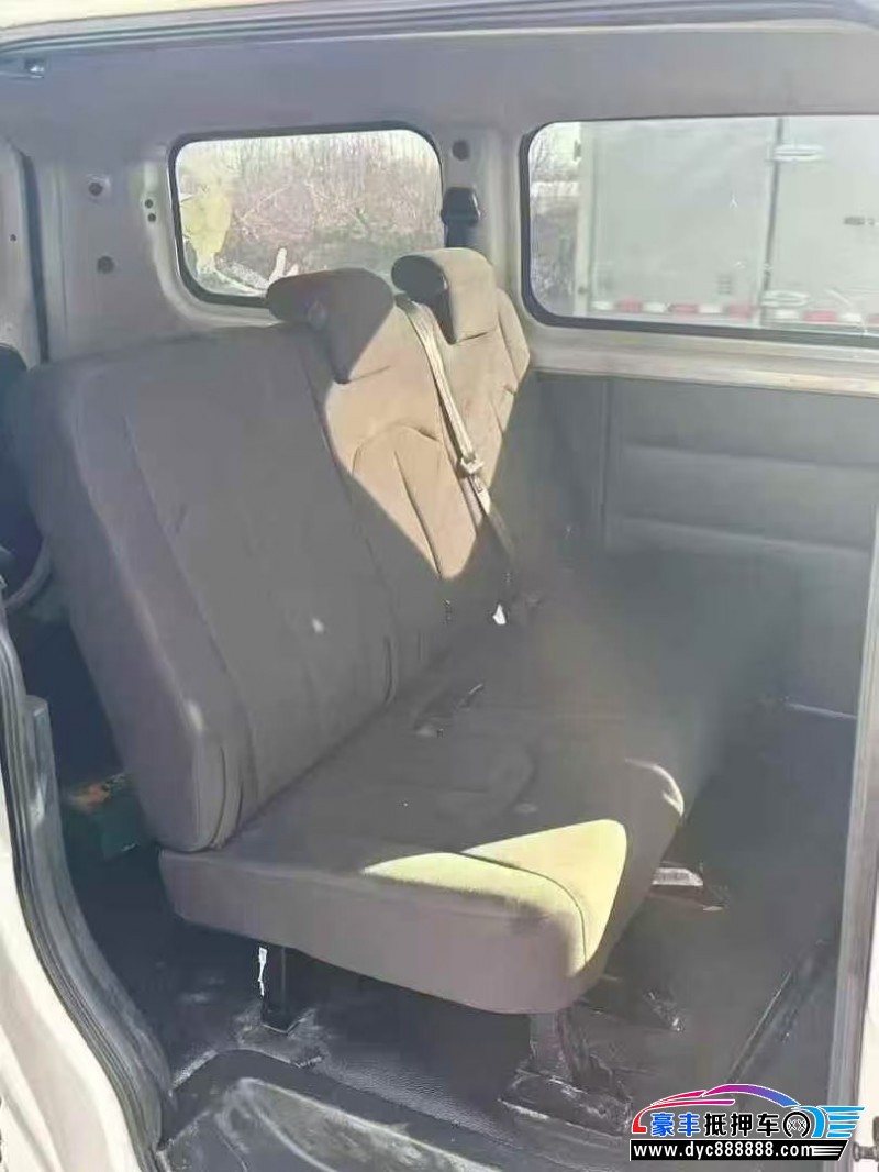 22年江淮瑞风轿车抵押车出售