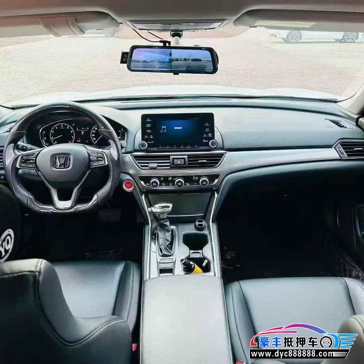 19年本田雅阁轿车抵押车出售