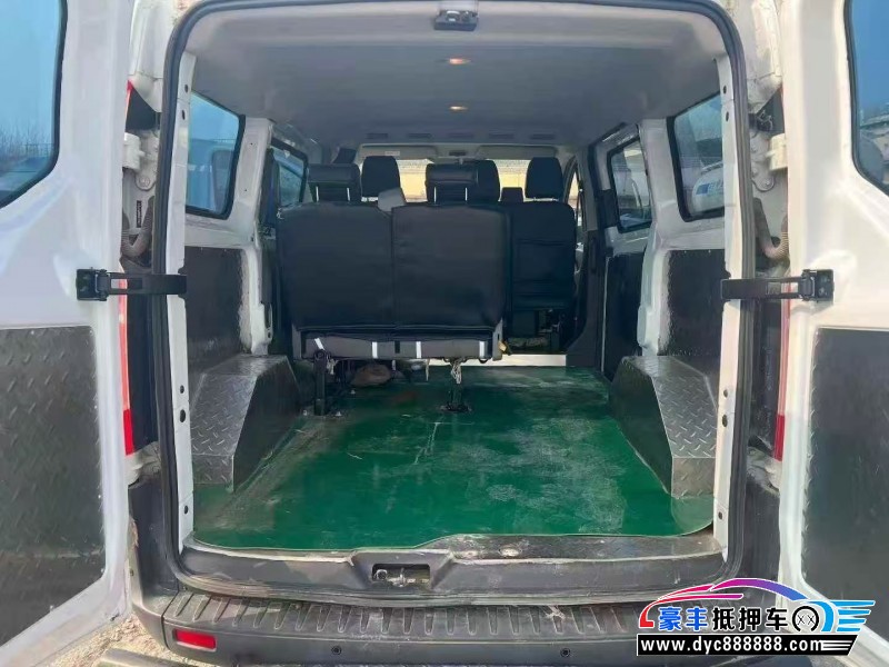 21年福特全顺轿车抵押车出售