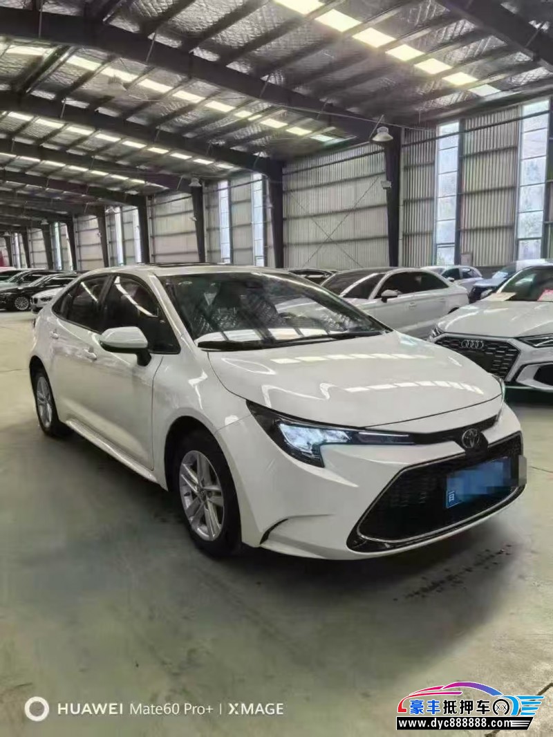 22年丰田雷凌轿车抵押车出售