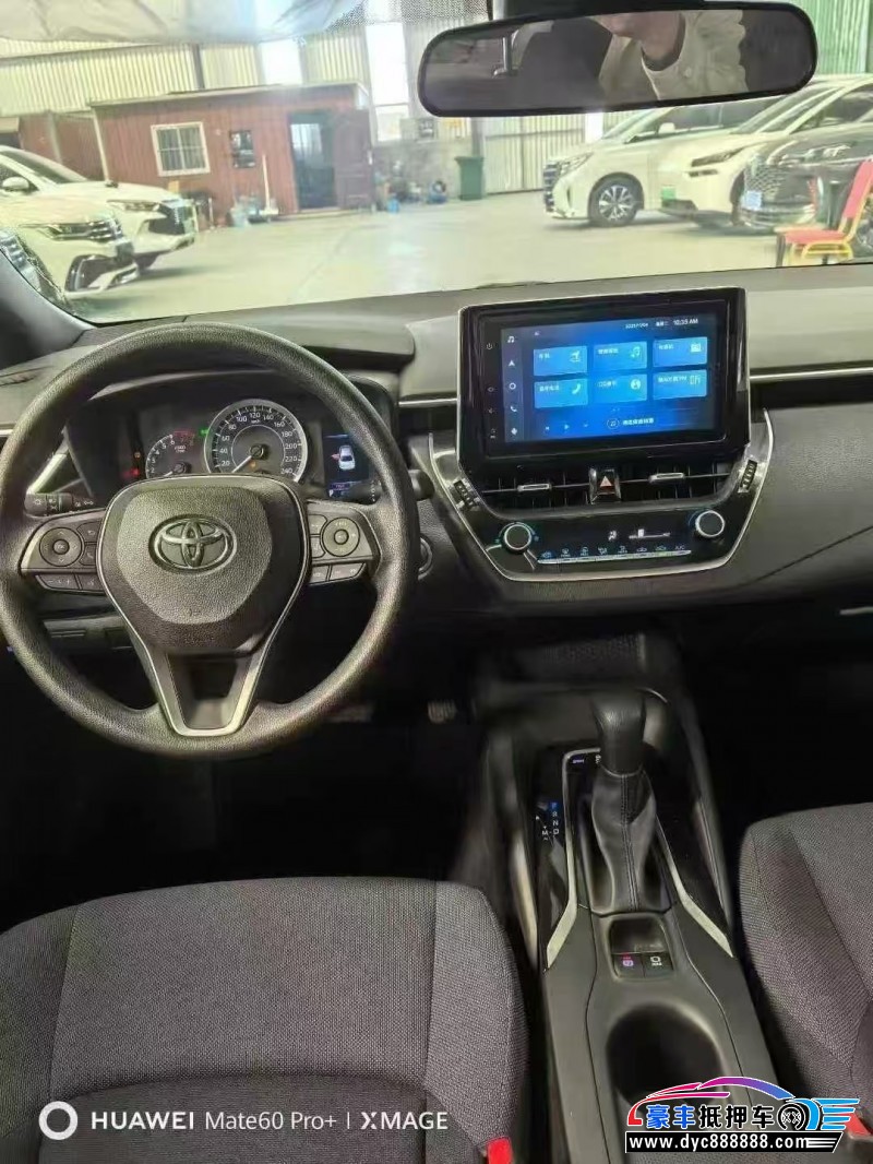 22年丰田雷凌轿车抵押车出售