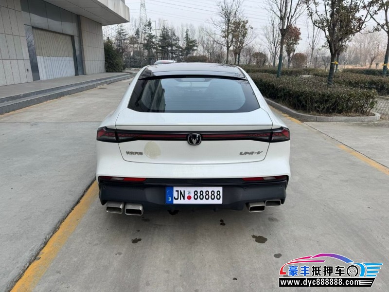 24年长安长安UNI轿车抵押车出售