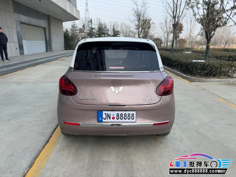 24年五菱缤果轿车抵押车出售