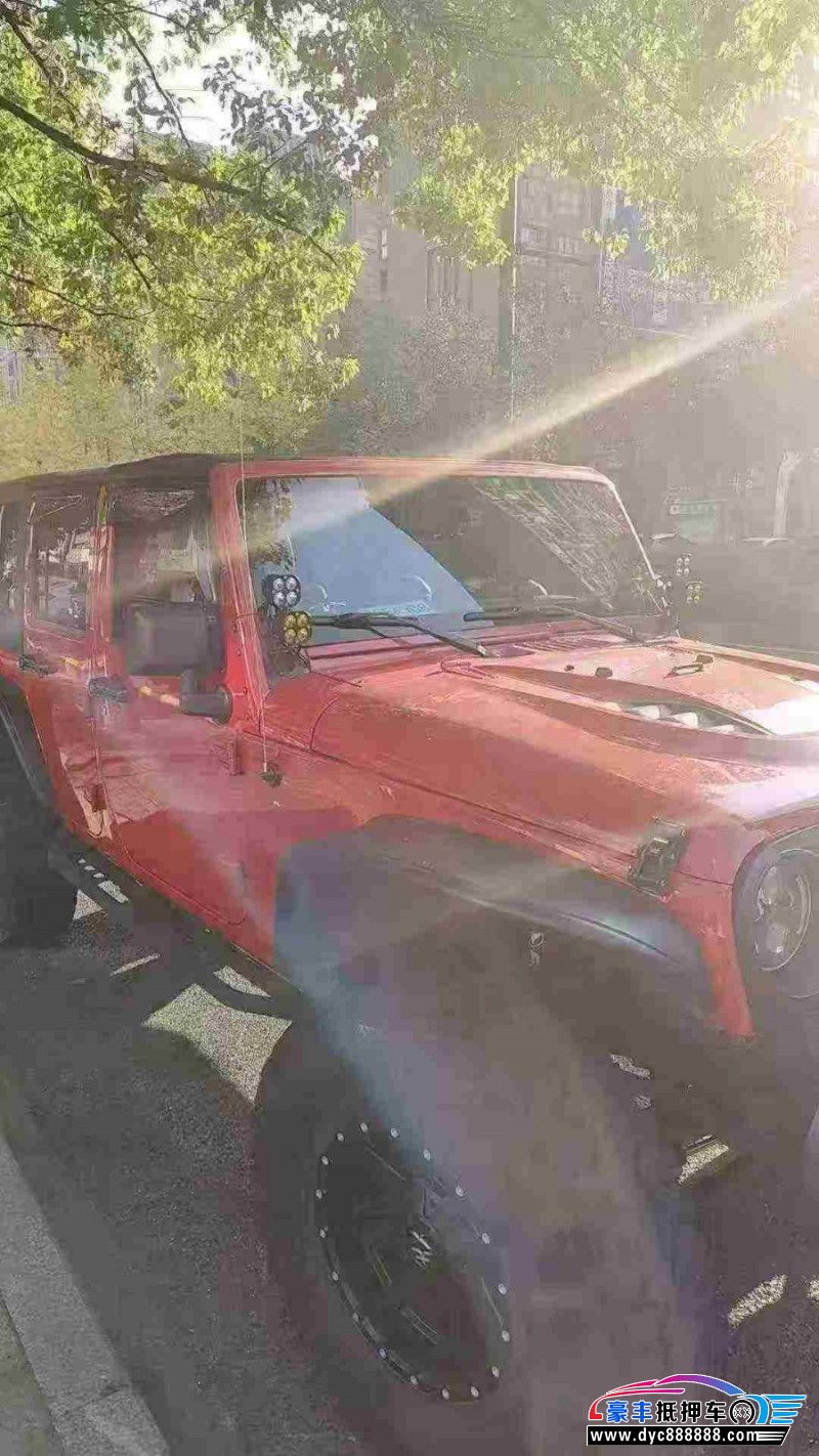 17年Jeep牧马人轿车抵押车出售