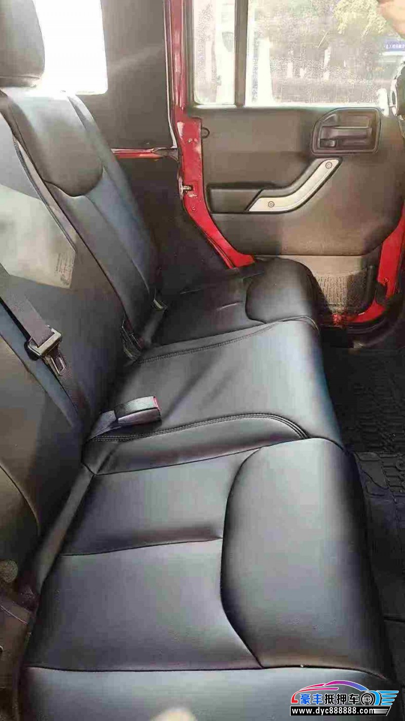 17年Jeep牧马人轿车抵押车出售