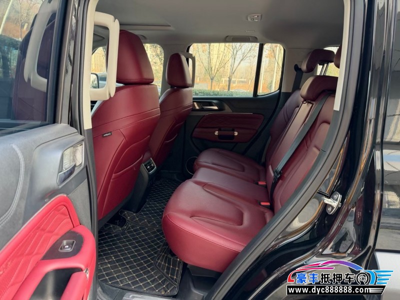 25年WEY坦克300轿车抵押车出售