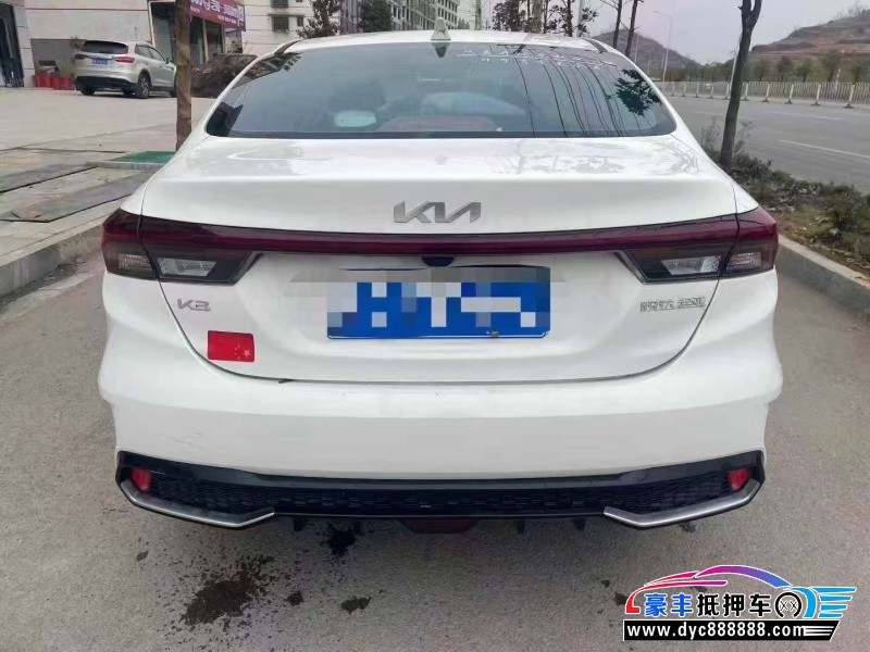 24年起亚K3轿车抵押车出售