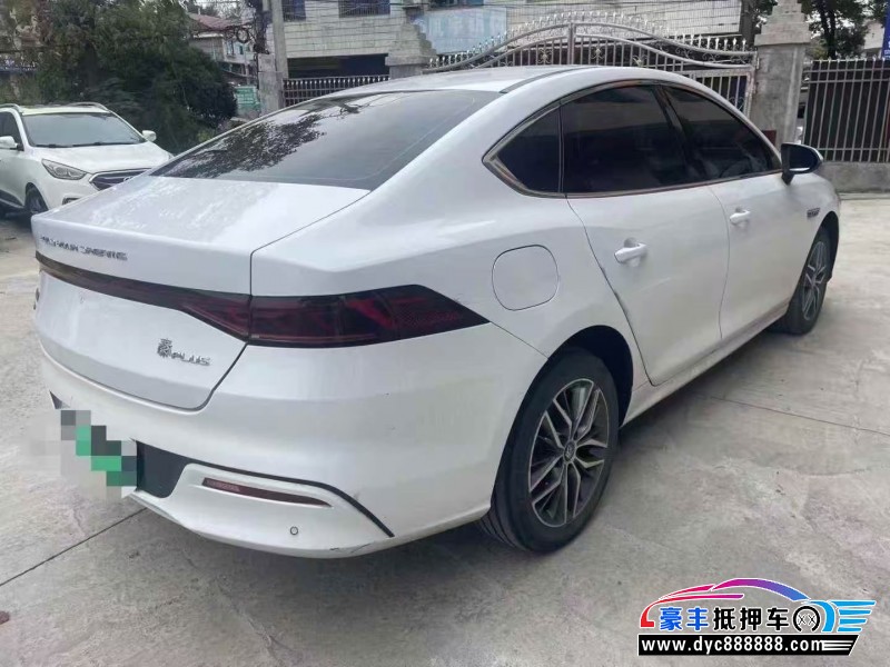 23年比亚迪秦轿车抵押车出售