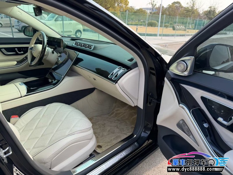 21年奔驰迈巴赫S级轿车抵押车出售