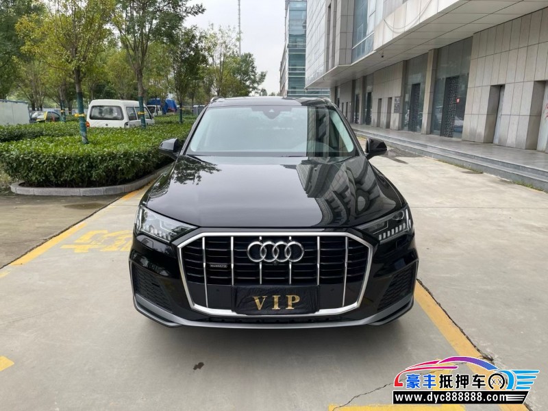 抵押车出售24年奥迪Q7轿车