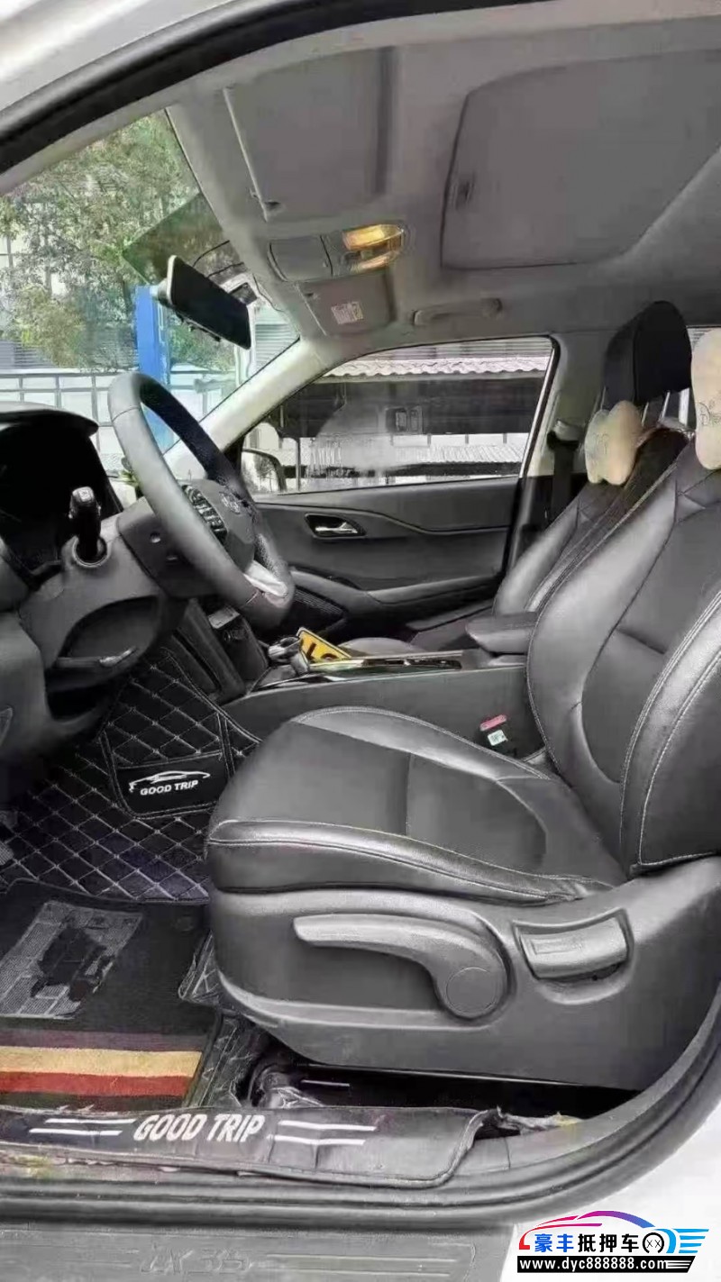 21年现代ix35轿车抵押车出售