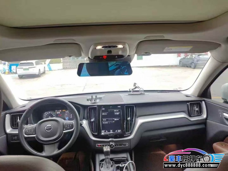 19年沃尔沃XC60轿车抵押车出售