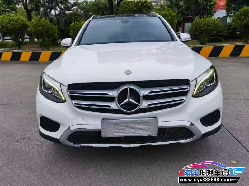 抵押车出售16年奔驰GLC轿车