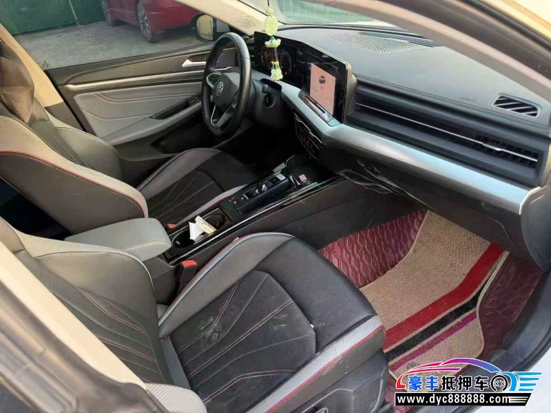 23年大众凌渡轿车抵押车出售