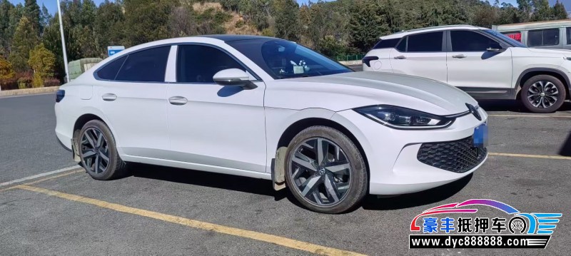 25年大众凌渡轿车抵押车出售