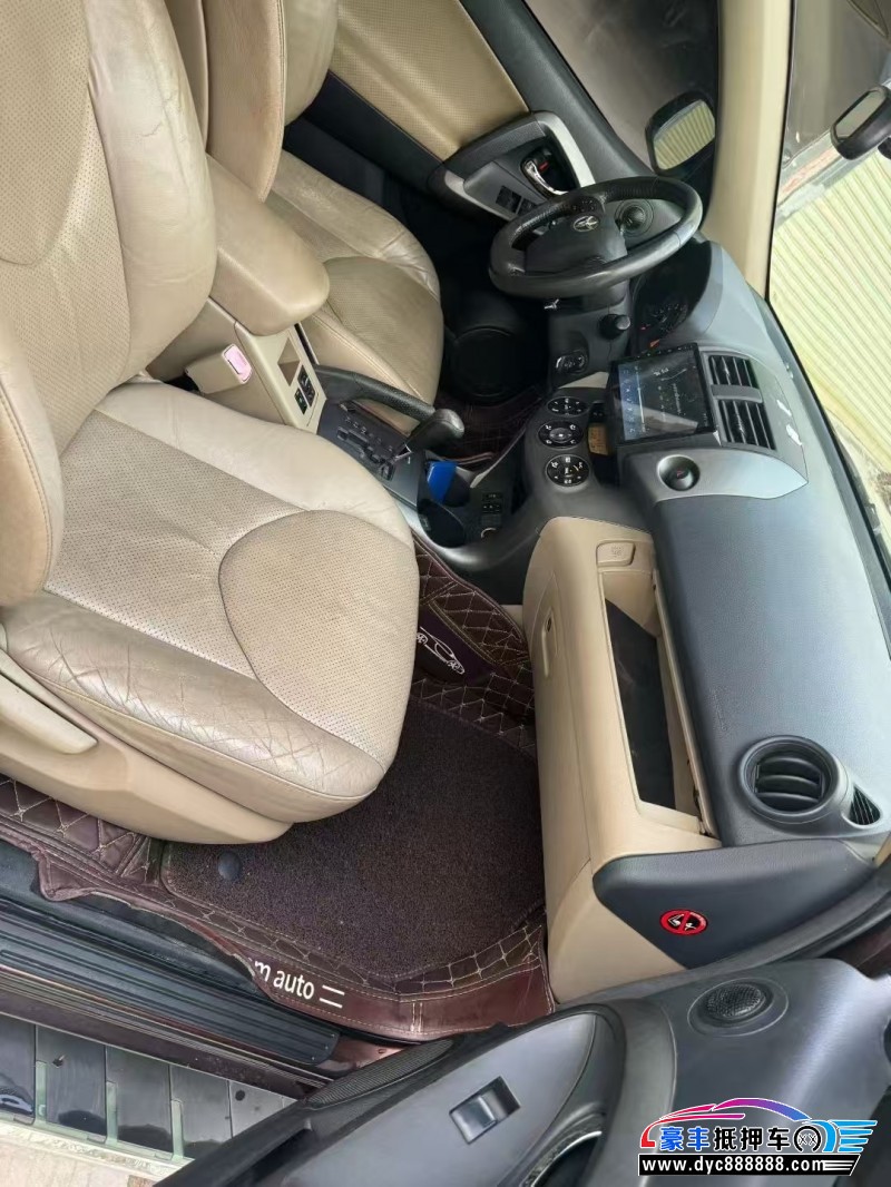 12年丰田RAV4轿车抵押车出售