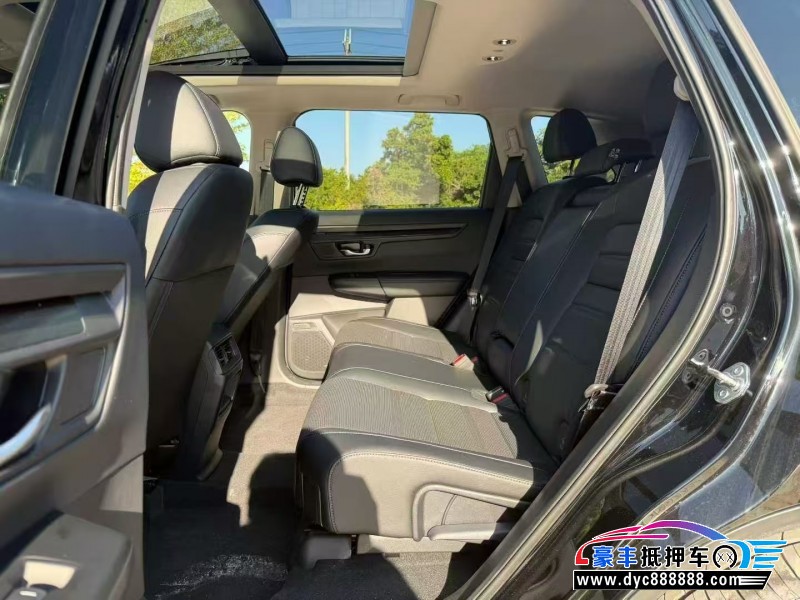 25年本田CR-V轿车抵押车出售