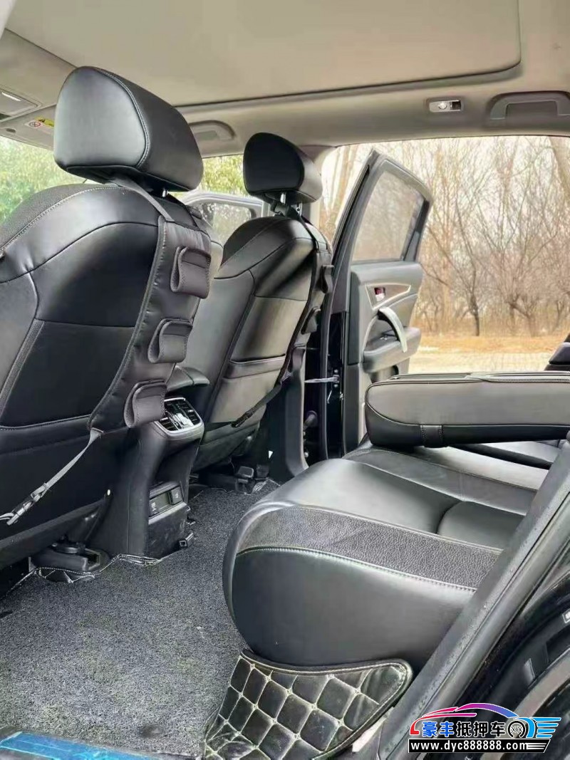 19年本田冠道轿车抵押车出售