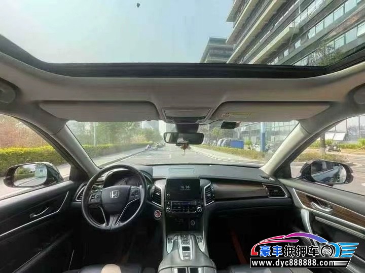 19年本田冠道轿车抵押车出售