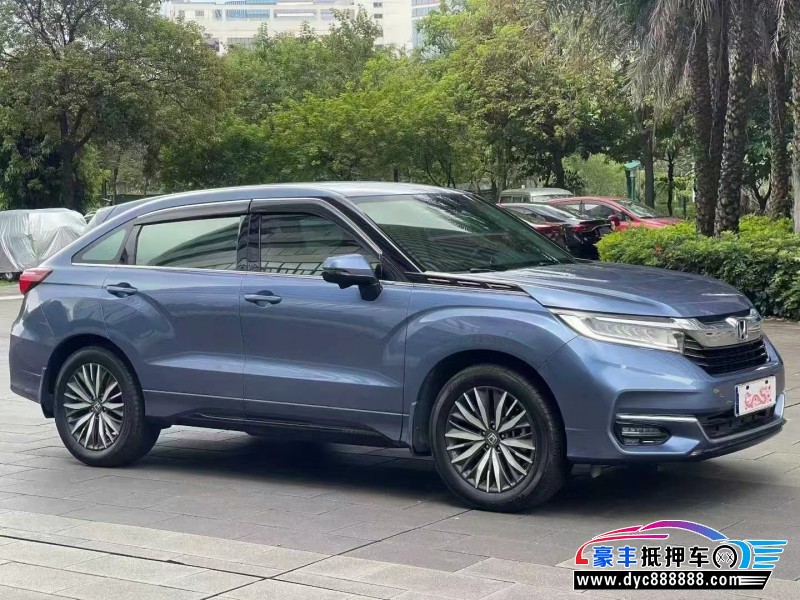 22年本田冠道轿车抵押车出售