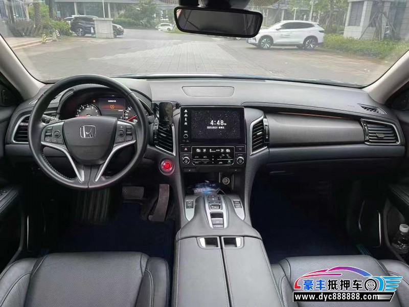 22年本田冠道轿车抵押车出售