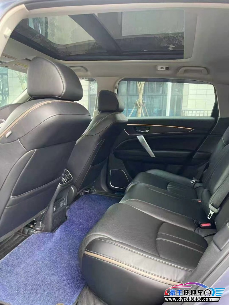 22年本田冠道轿车抵押车出售