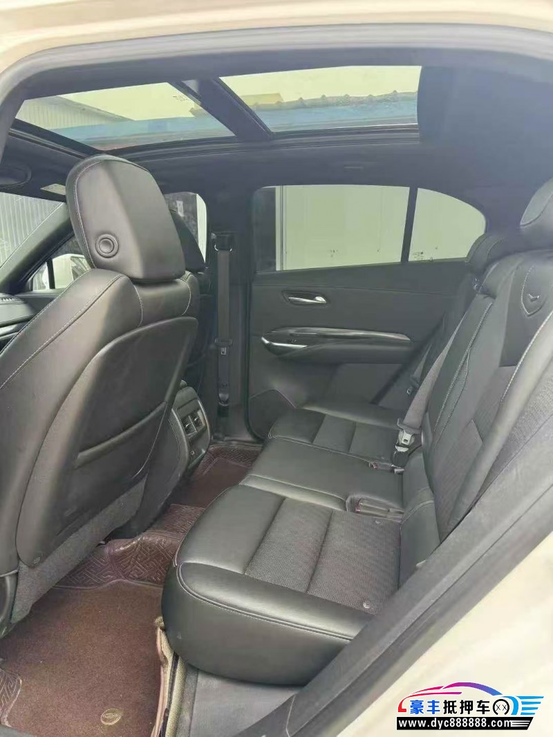 22年凯迪拉克XT4SUV抵押车出售