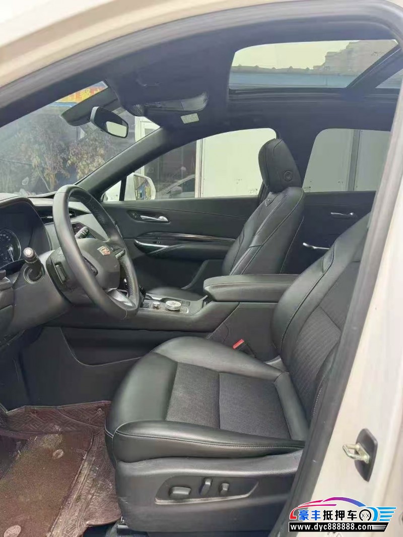 22年凯迪拉克XT4SUV抵押车出售