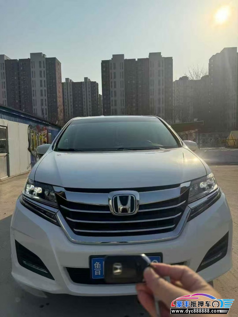 抵押车出售19年本田艾力绅轿车