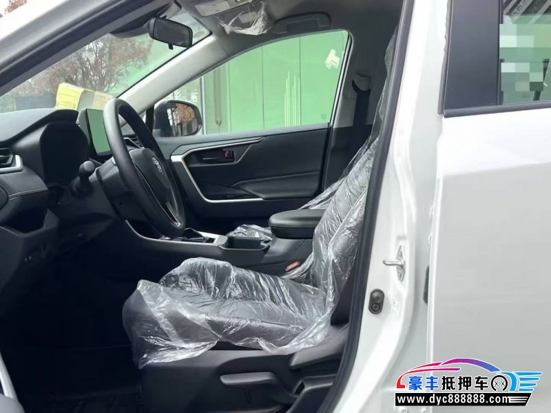 24年丰田RAV4轿车抵押车出售