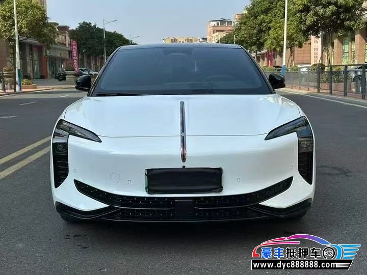 25年红旗EH7轿车抵押车出售