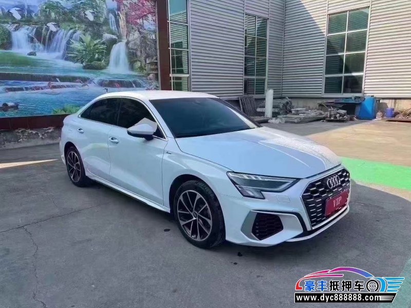 24年奥迪A3轿车抵押车出售