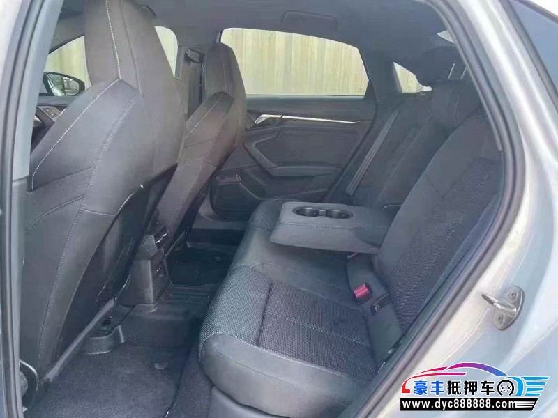 24年奥迪A3轿车抵押车出售