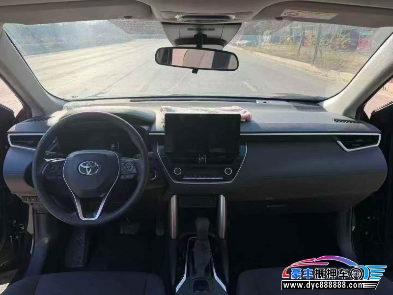 24年丰田锋兰达轿车抵押车出售