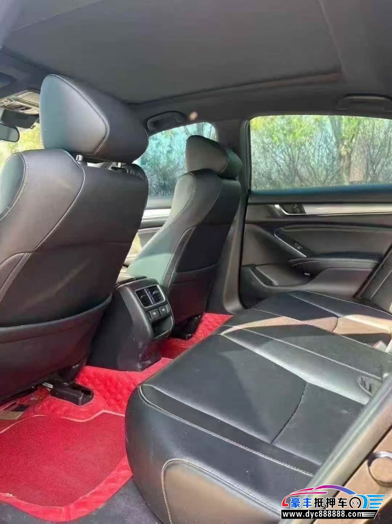 22年本田英诗派轿车抵押车出售