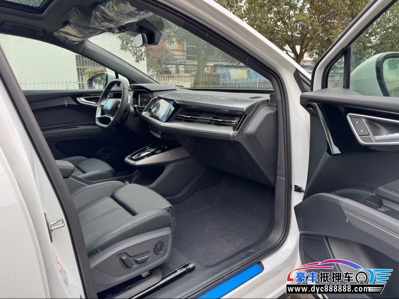 26年奥迪Q4轿车抵押车出售