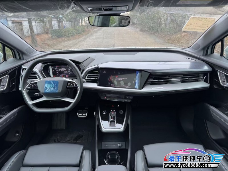 26年奥迪Q4轿车抵押车出售