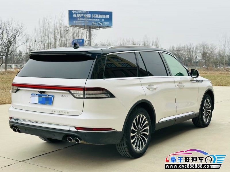 21年林肯飞行家轿车抵押车出售