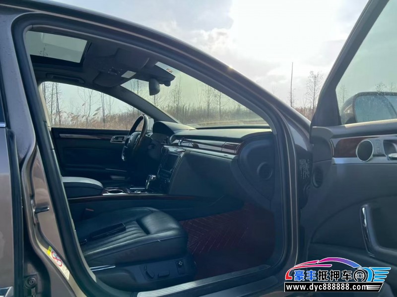 18年大众辉腾轿车抵押车出售